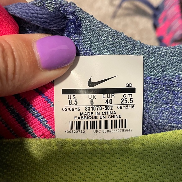 Nike Free Run Flyknit - Picture 4 of 10